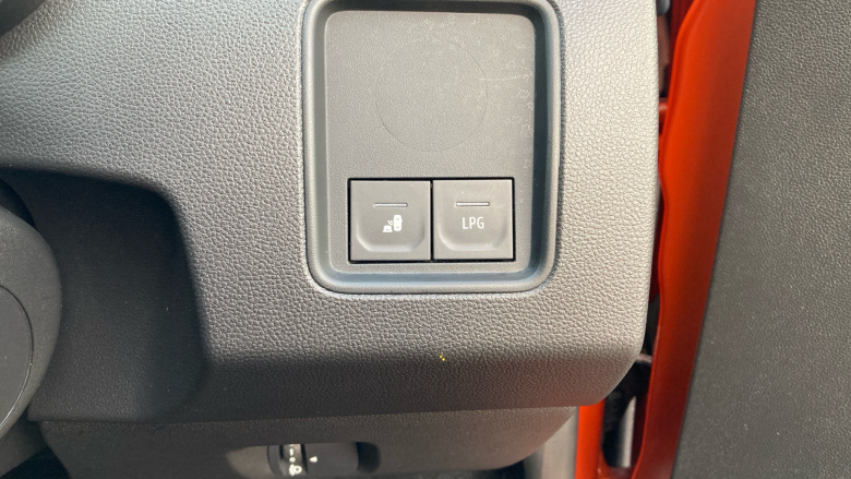 Dacia Duster 1.0 TCe 90 Journey 5dr Petrol Estate